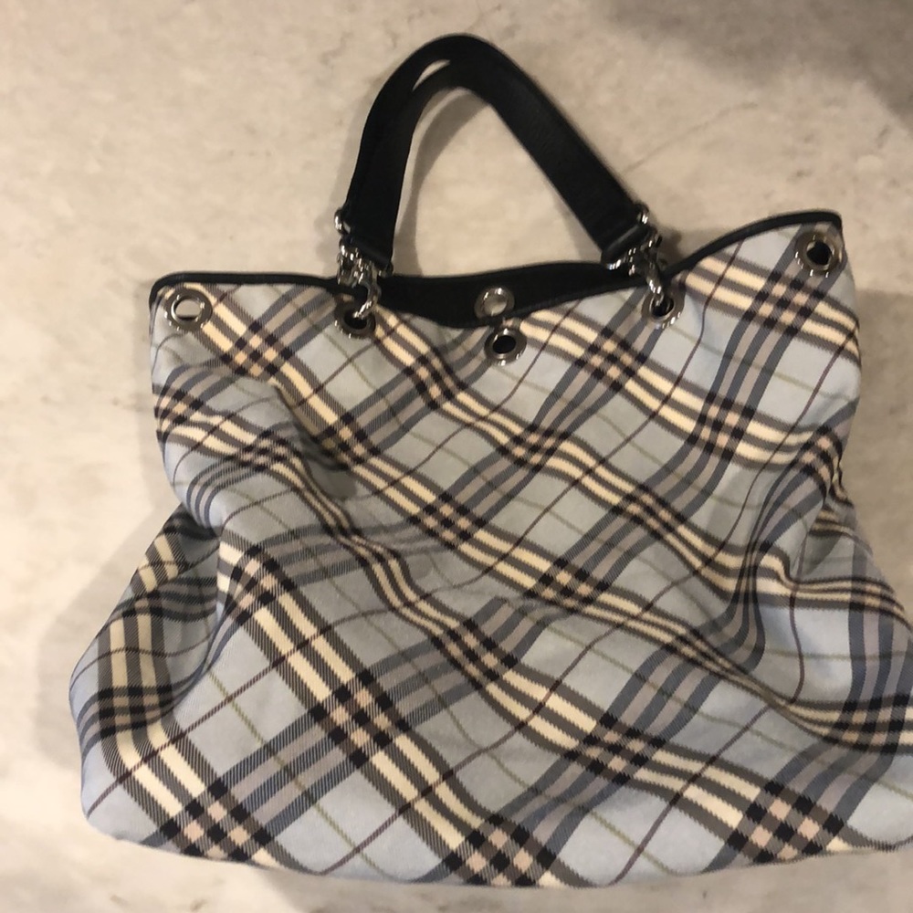 Burberry tote